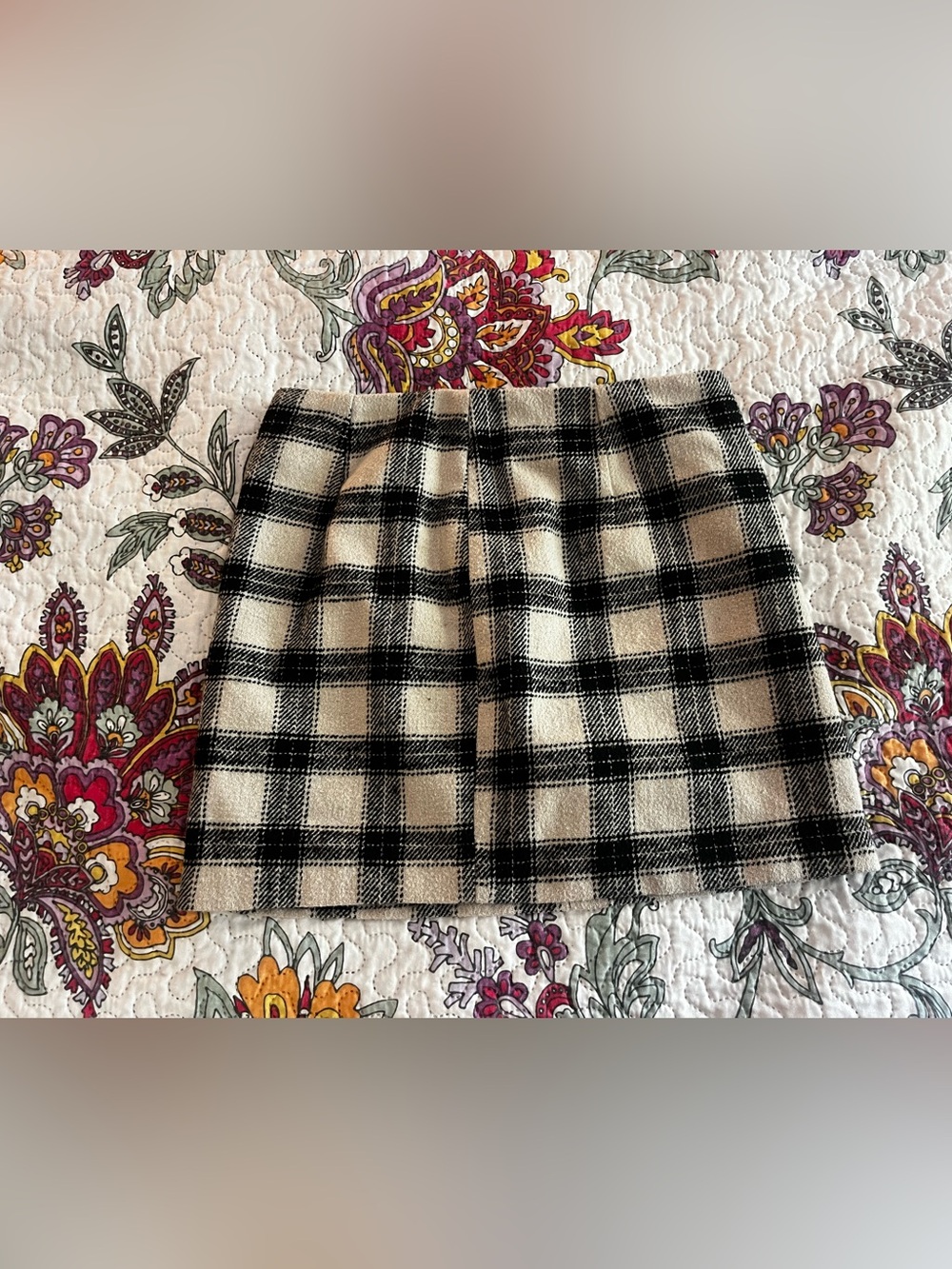 Vintage Y2K Forever 21 Women’s Mini Skirt Small Black Tan Preppy Checkered